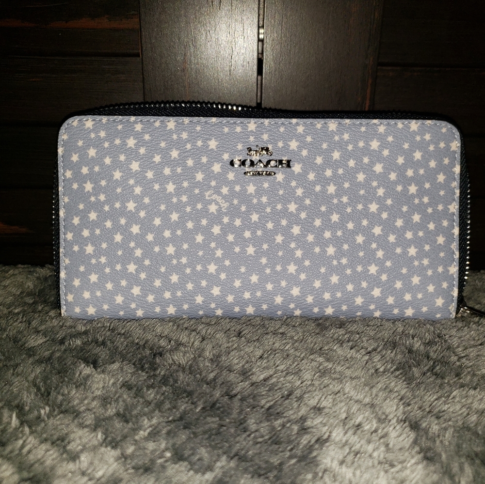 Coach Accordion Zip Wallet Ditsy Star Print